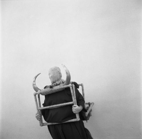 Yannick Cormier Le taureau du carnaval, Las Botargas de Romanones, Espagne, 2019 © Yannick Cormier