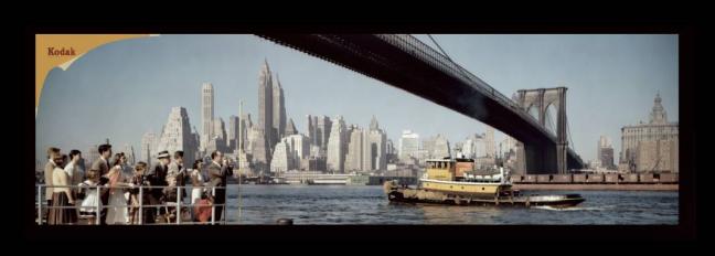 Ralph Amdursky,  Remorqueur sous le pont de Brooklyn, New York Date d’affichage dans Grand Central : 26 mai 1958