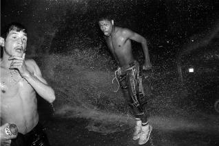 Stephen Shames  Bronx Boys The Bronx, New York, 1987 © Stephen Shames / courtesy Steven Kasher Gallery 